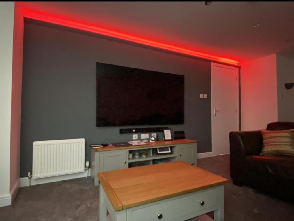 Appartement Super Prime Luxury Waterfront View Dbay By Tba à Saint Davids  Extérieur photo